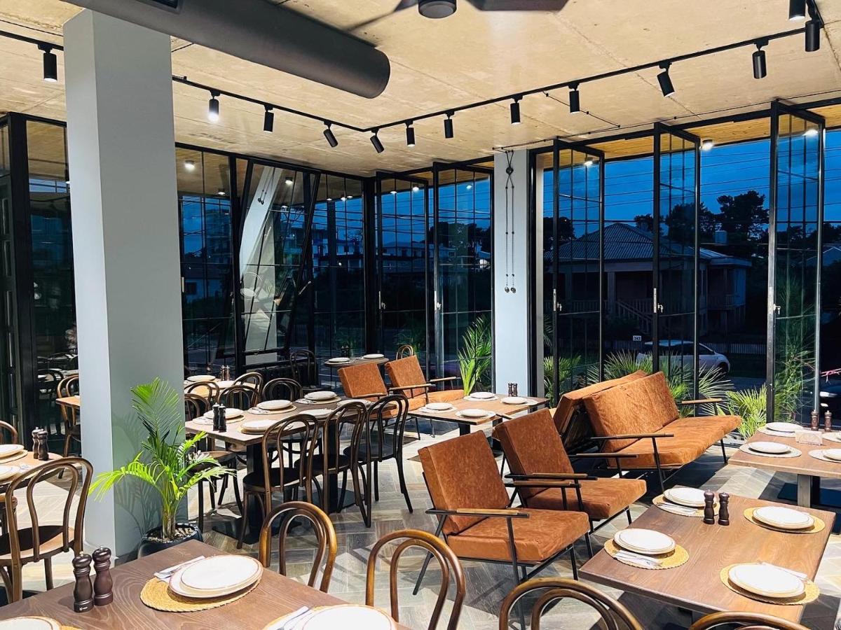 Level Up Hotel & Restaurant Kobuleti Esterno foto